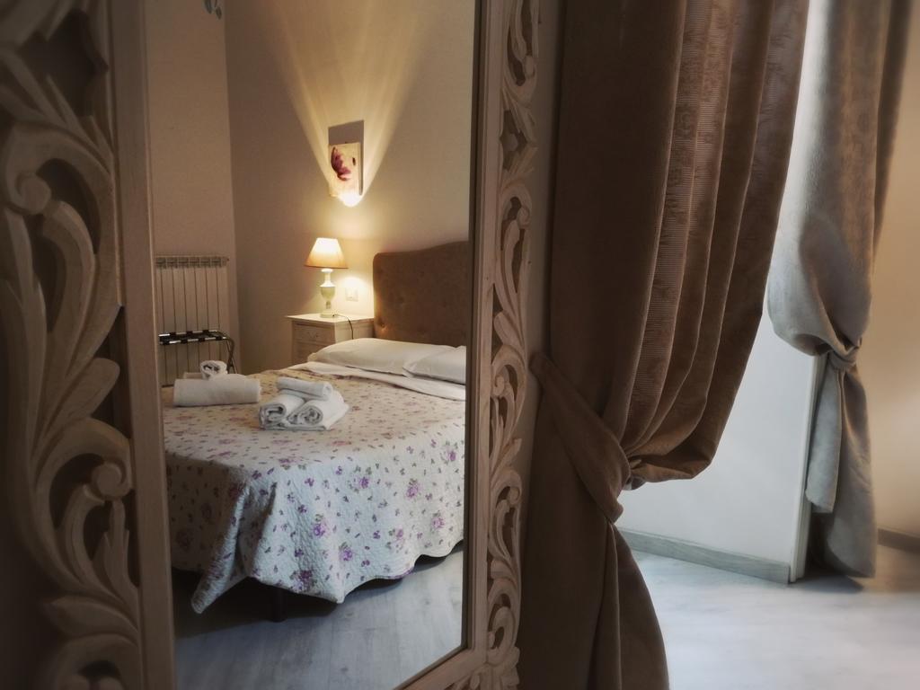 Guest House Urbana Rome Bagian luar foto